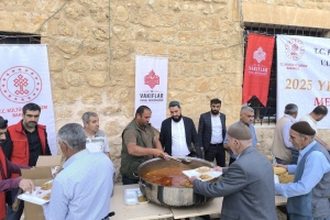 Sultan Şeyhmus Ez-Zuli Derneği, 1000 Aileye Sıcak Yemek Dağıttı