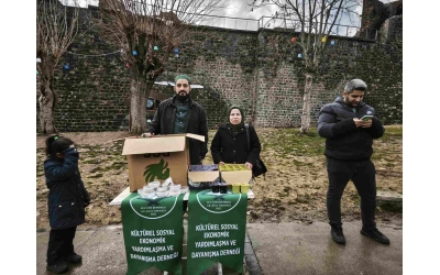 Sultan Şeyhmus EZ-ZULİ Derneği’nden Berat Kandili ikramı
